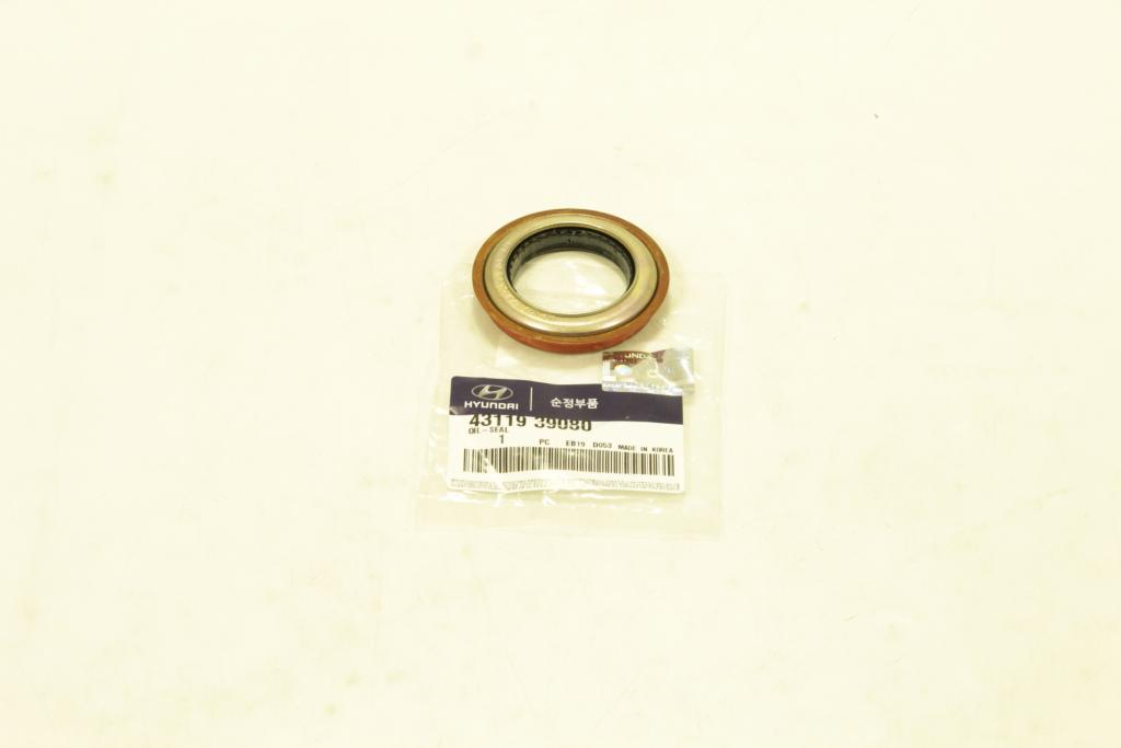 Сальник привода КПП 43119-39080 MOBIS