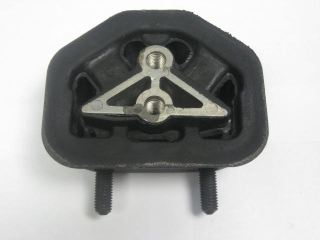 Опора двигателя передняя правая 90250348/GSPD-058 ONNURI
